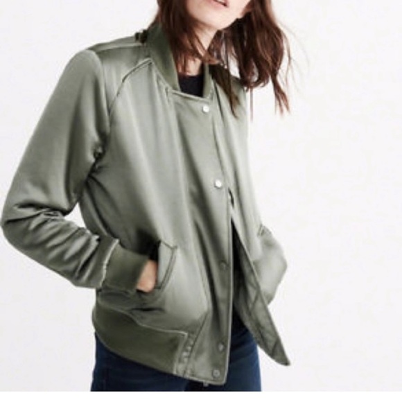 Abercrombie and Fitch Satin Effect Bomber Jacket silver green size M - Picture 1 of 14